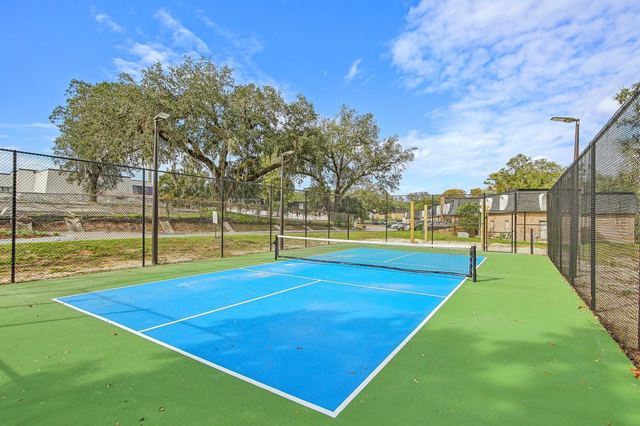 Pickleball court at Grand Oaks